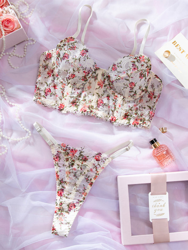 Alberta- sexy lingerie set with lace print camisole